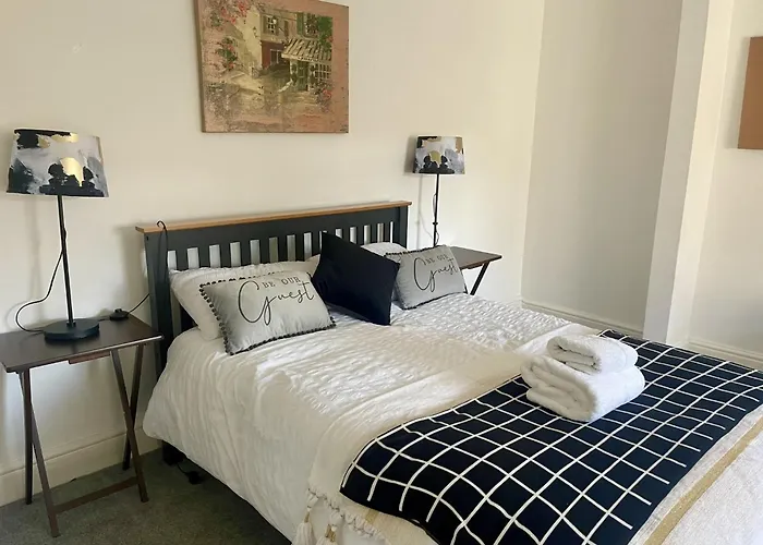 Golden Triangle Townhouse